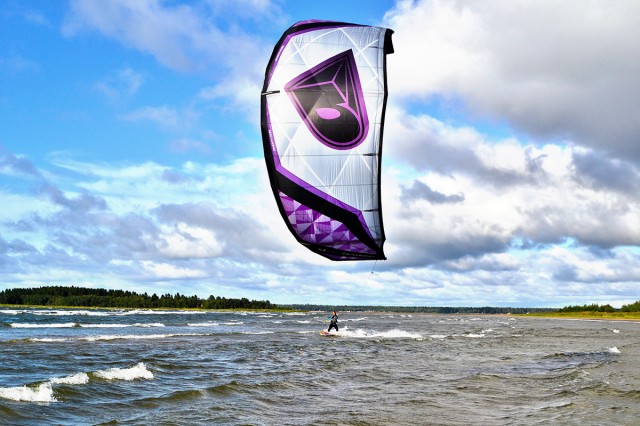 Unexpected kitesurfingday with new kite